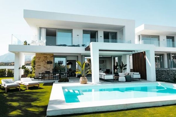 Les meilleurs endroits pour louer une villa de luxe sur la Côte d'Azur